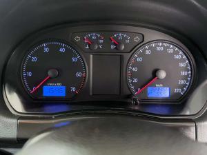 Volkswagen Polo 1.4 Trendline - Image 12