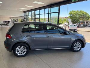 Volkswagen Golf VII 1.0 TSI Trendline - Image 5