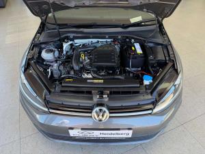 Volkswagen Golf VII 1.0 TSI Trendline - Image 8