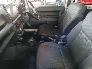 Suzuki Jimny 1.5 GLX AllGrip 3-door manual - Image 16