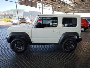 Suzuki Jimny 1.5 GLX AllGrip 3-door manual - Image 4