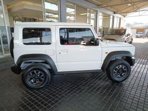 Suzuki Jimny 1.5 GLX AllGrip 3-door manual - Image 8