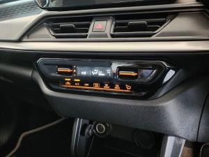 Suzuki Swift 1.2 GL - Image 19