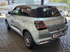 Suzuki Swift 1.2 GL - Image 8