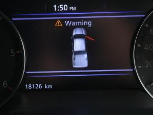 Nissan Navara 2.5DDTi double cab LE Plus - Image 11