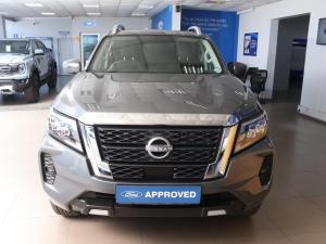Nissan Navara 2.5DDTi double cab LE Plus - Image 3