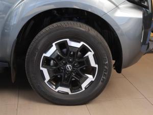 Nissan Navara 2.5DDTi double cab LE Plus - Image 6