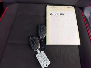 Hyundai Grand i10 1.0 MOTION/PREMIUM - Image 15