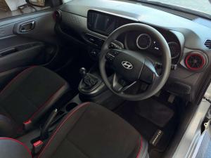 Hyundai Grand i10 1.0 MOTION/PREMIUM - Image 8