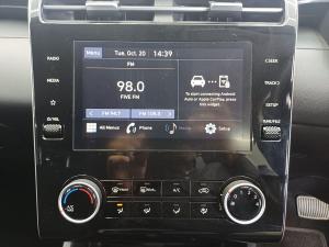 Hyundai Tucson 2.0 Premium - Image 19