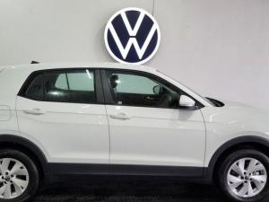 Volkswagen T-Cross 1.0TSI manual - Image 3