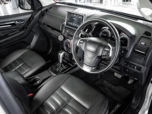 Isuzu mu-X 3.0 - Image 13