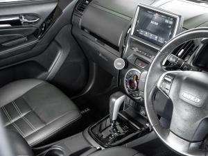 Isuzu mu-X 3.0 - Image 14
