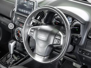 Isuzu mu-X 3.0 - Image 17