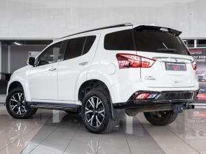 Isuzu mu-X 3.0 - Image 29