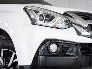 Isuzu mu-X 3.0 - Image 3