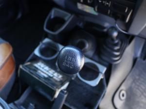 Toyota Land Cruiser 79 4.5D-4D V8 double cab LX - Image 9