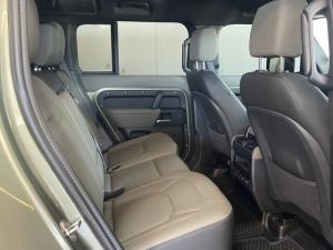 Land Rover Defender 110 D350 X-Dynamic HSE - Image 12
