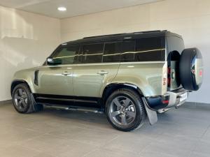 Land Rover Defender 110 D350 X-Dynamic HSE - Image 4