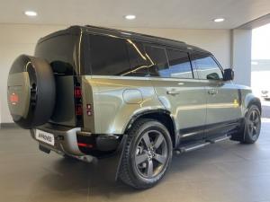 Land Rover Defender 110 D350 X-Dynamic HSE - Image 7