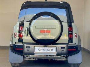 Land Rover Defender 110 D350 X-Dynamic HSE - Image 8