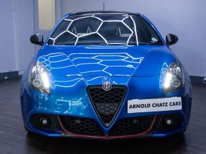 Alfa Romeo Giulietta 1750TBi Veloce - Image 10