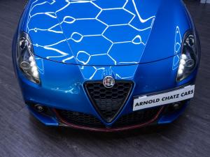 Alfa Romeo Giulietta 1750TBi Veloce - Image 11