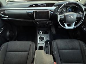 Toyota Hilux 2.8GD-6 double cab 4x4 Raider auto - Image 6