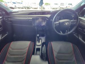 Toyota Hilux 2.8GD-6 double cab 4x4 Legend auto - Image 6