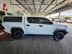 Toyota Hilux 2.8GD-6 double cab 4x4 Legend auto - Image 3