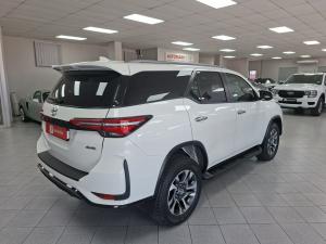 Toyota Fortuner 2.8GD-6 4x4 - Image 2