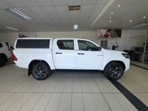 Toyota Hilux 2.4GD-6 double cab Raider auto - Image 3