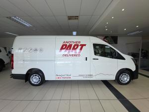Toyota Quantum 2.8 SLWB panel van - Image 3