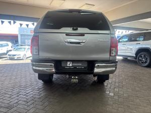 Toyota Hilux 2.4GD-6 double cab Raider manual - Image 5