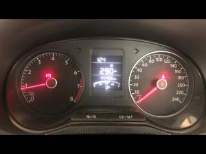 Volkswagen Polo sedan 1.4 Comfortline - Image 9