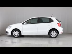 Volkswagen Polo sedan 1.4 Comfortline - Image 22