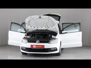 Volkswagen Polo sedan 1.4 Comfortline - Image 28