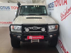 Toyota Land Cruiser 79 4.5D-4D V8 double cab LX - Image 4