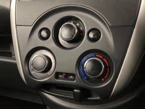 Nissan Almera 1.5 Acenta automatic - Image 13