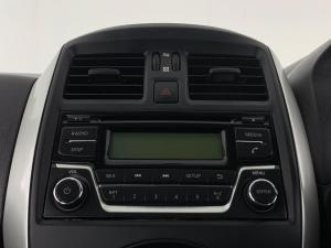 Nissan Almera 1.5 Acenta automatic - Image 8