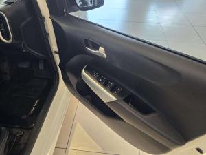 Kia Picanto 1.0 Style automatic - Image 13