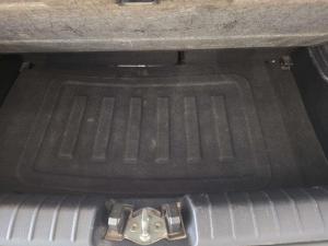 Kia Picanto 1.0 Style automatic - Image 8