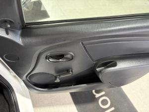 Nissan NP200 1.6 Single Cab - Image 15