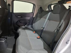 Citroen C3 1.2T Max - Image 8