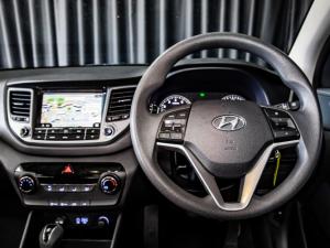 Hyundai Tucson 2.0 Premium auto - Image 8