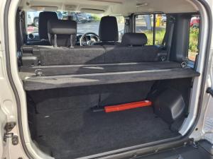 Suzuki Jimny 1.5 GLX AllGrip 5-door auto - Image 11