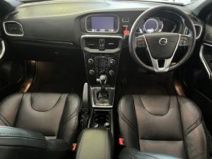 Volvo V40 T4 Momentum auto - Image 6