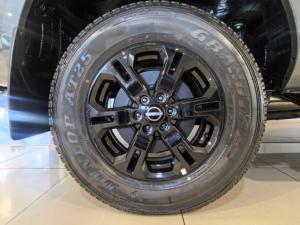 Nissan Navara 2.5DDTi double cab Stealth - Image 10