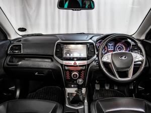 Mahindra XUV300 1.5TD W8 - Image 6
