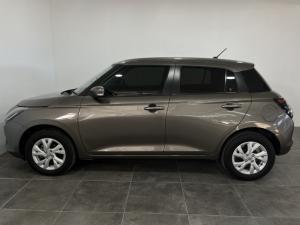 Suzuki Swift 1.2 GL+ auto - Image 2